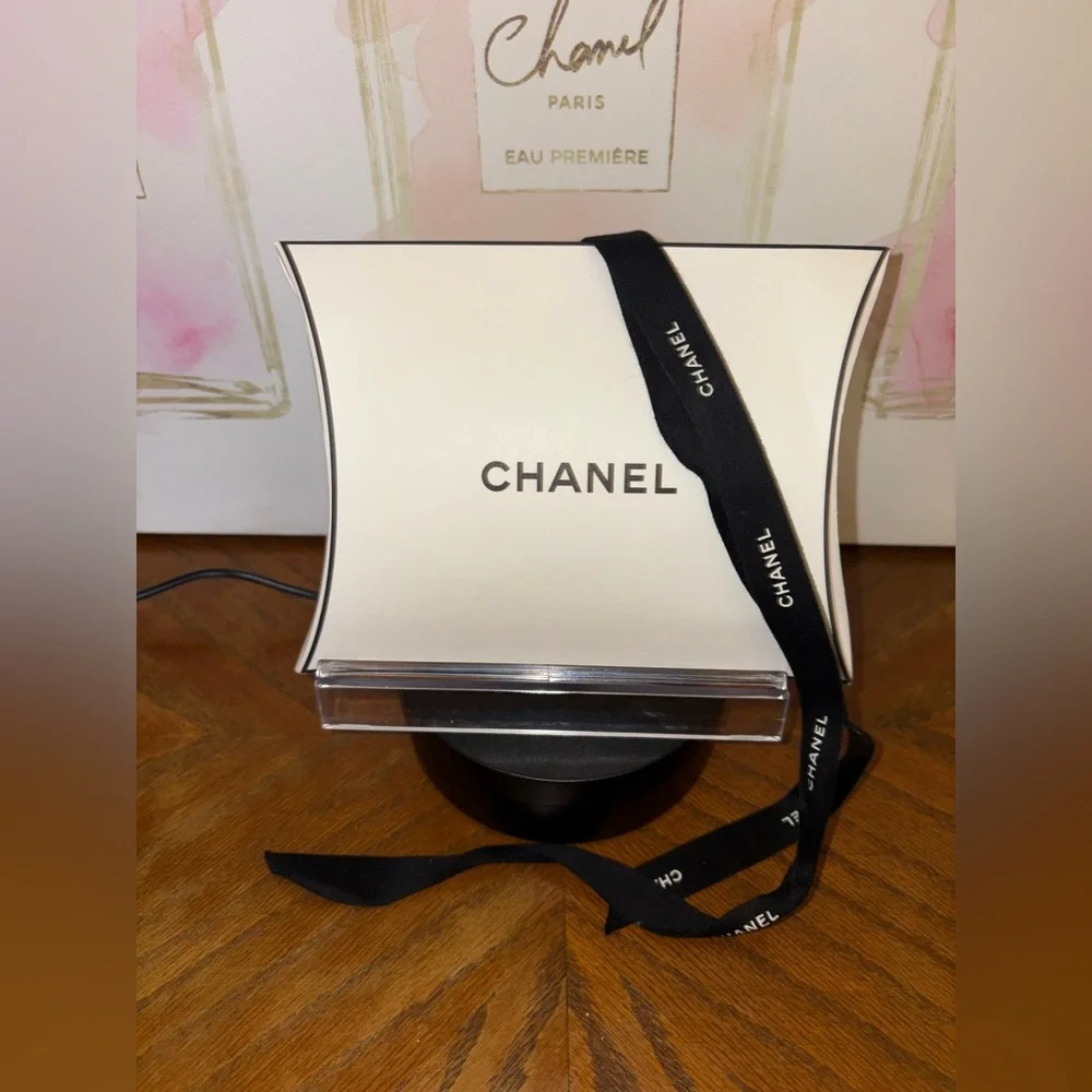 CHANEL Mirror and Skincare Set